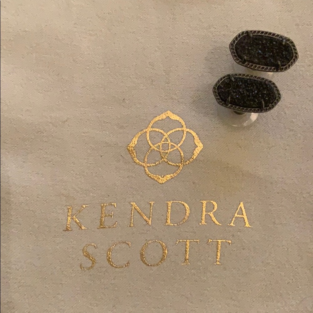 Kendra Scott Ellie Studs